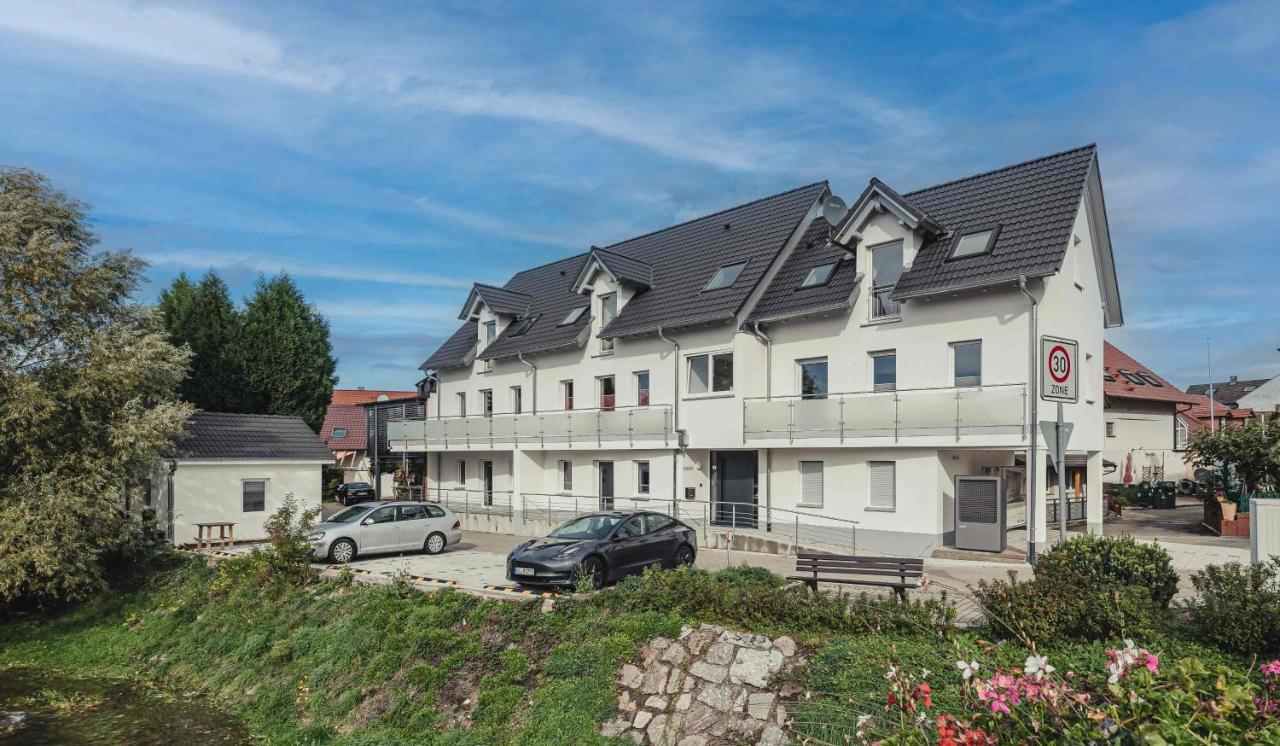 Ferienwohnungen Und Boardinghouse Heimbach In Renchen Dış mekan fotoğraf