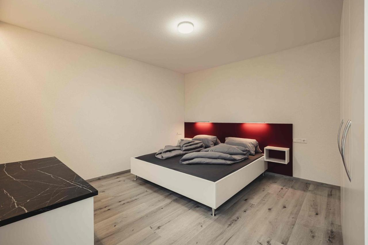 Ferienwohnungen Und Boardinghouse Heimbach In Renchen Dış mekan fotoğraf